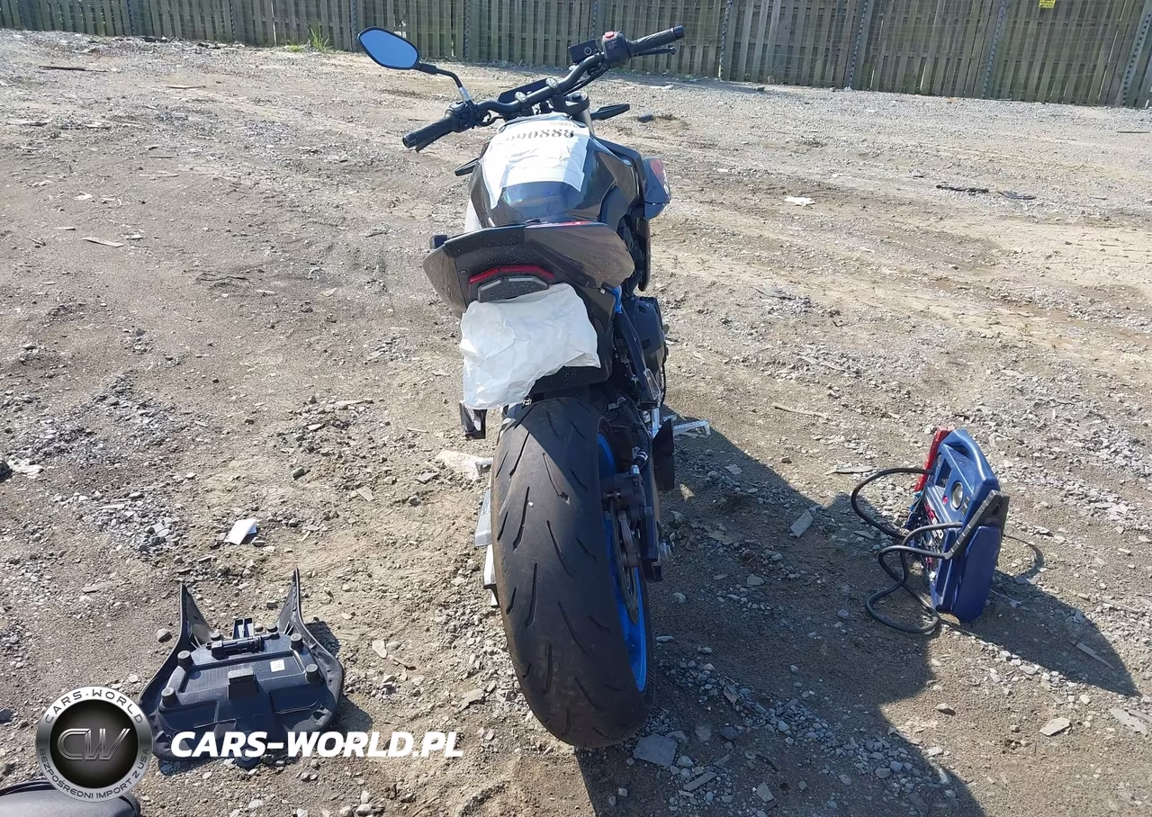 2023 Suzuki Gsx800 R VIN:JS1EM11B9P7100111 - 6