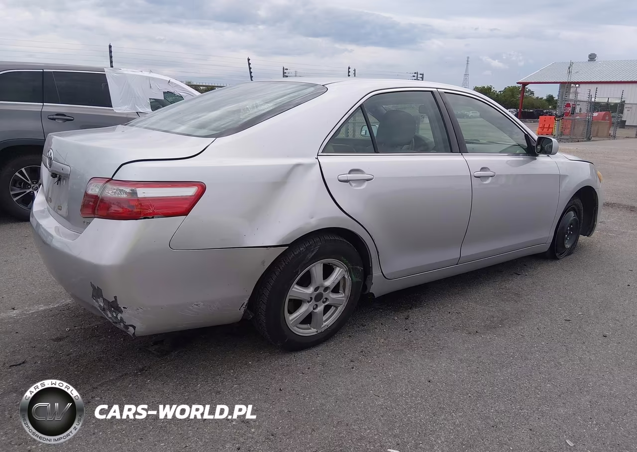 2007 Toyota Camry Le VIN:JTNBE46K073090863 - 4