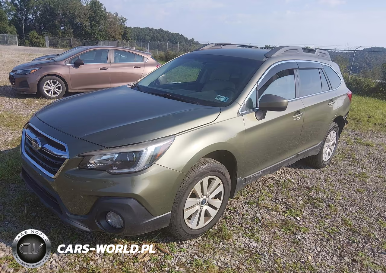 2018 Subaru Outback 2.5I Premium VIN:4S4BSACCXJ3377056 - 2