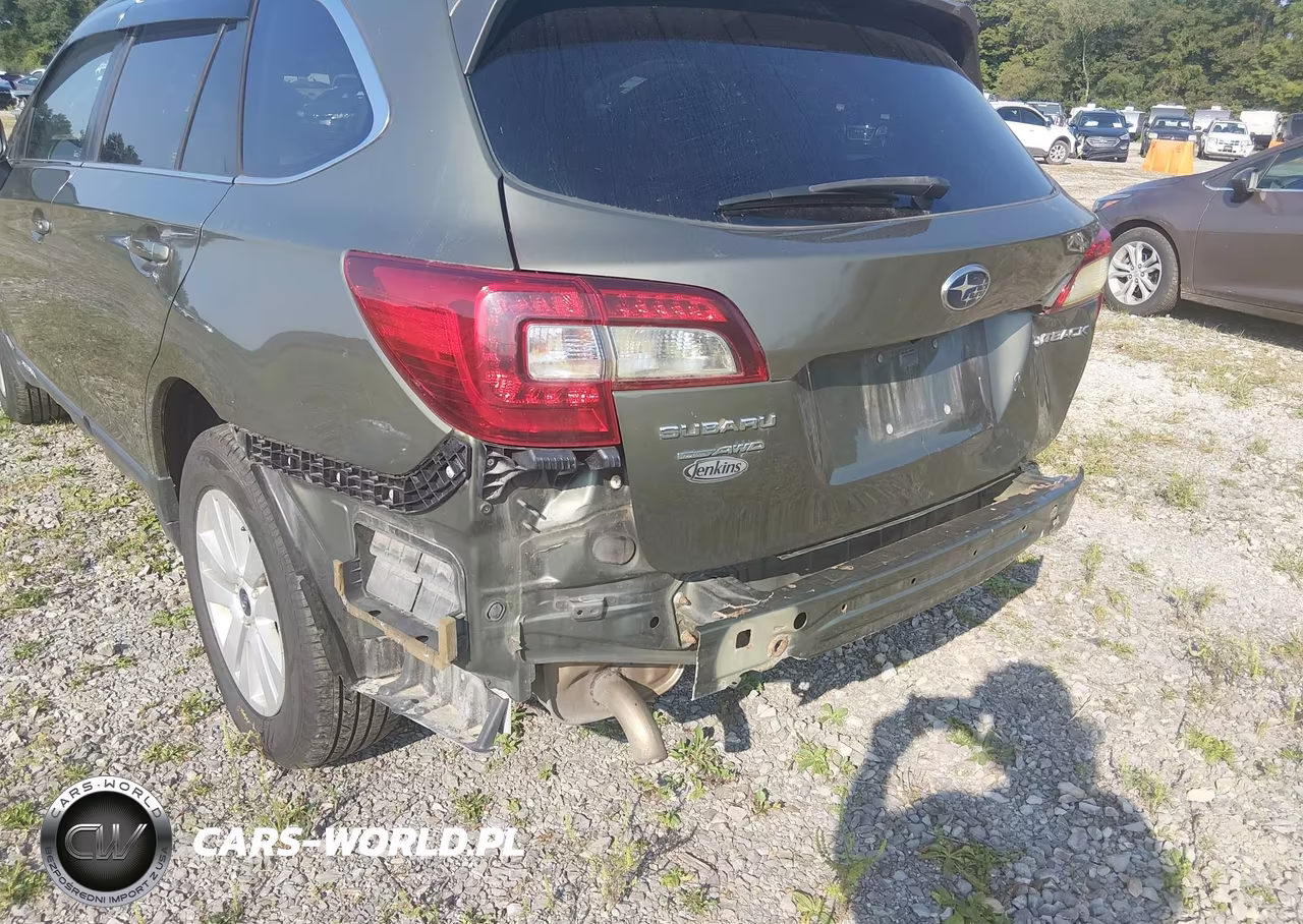 2018 Subaru Outback 2.5I Premium VIN:4S4BSACCXJ3377056 - 6