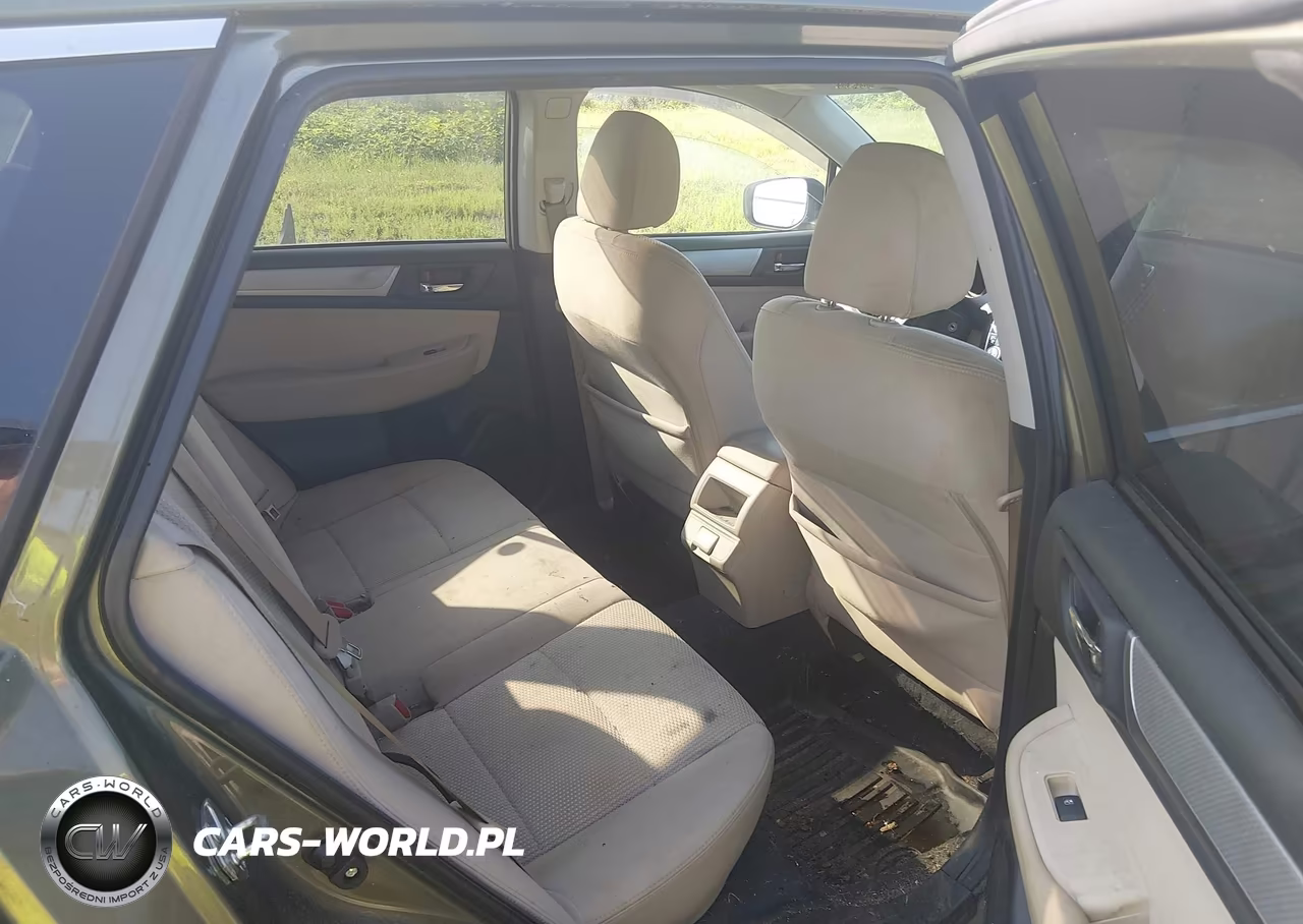 2018 Subaru Outback 2.5I Premium VIN:4S4BSACCXJ3377056 - 8