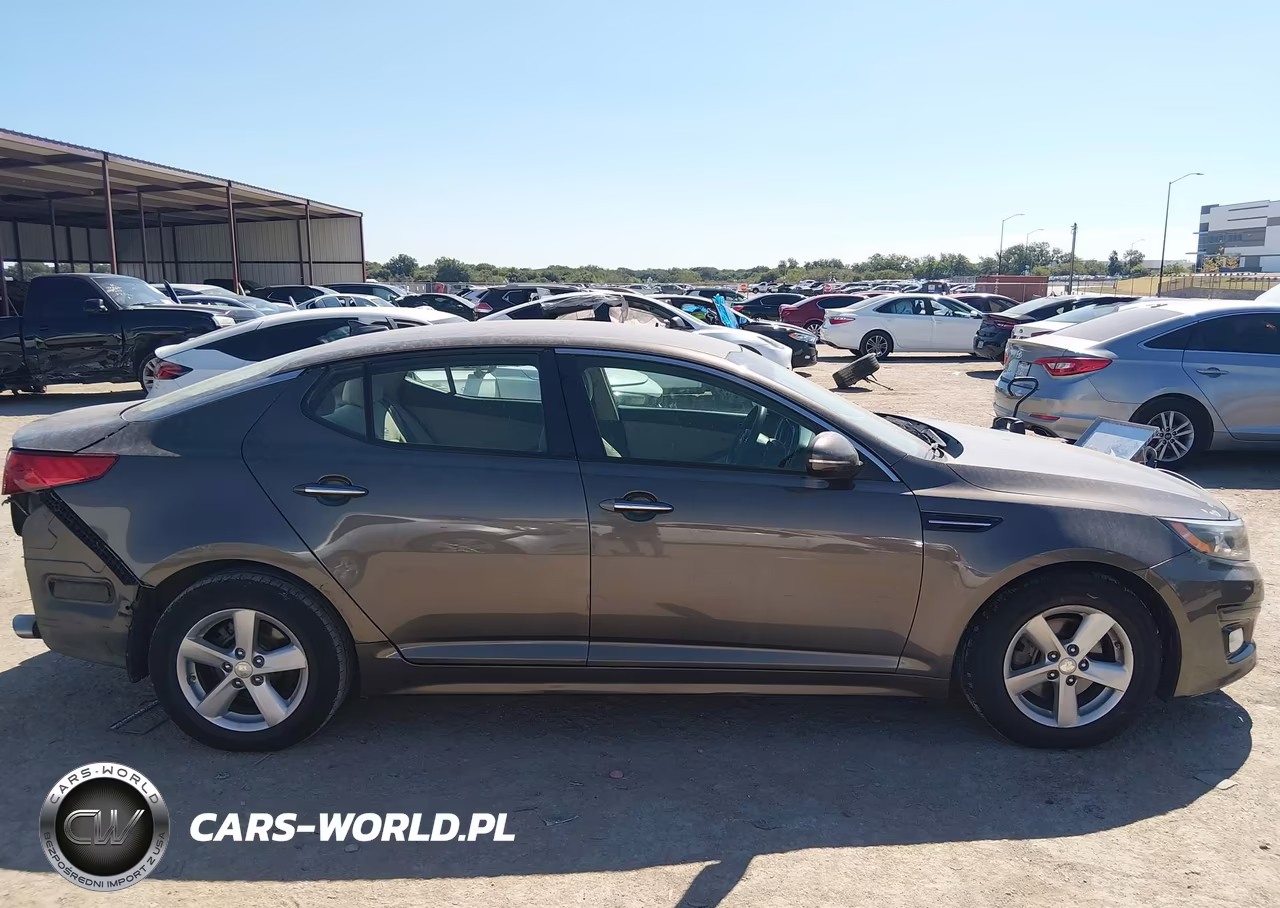 2015 Kia Optima Lx VIN:5XXGM4A72FG400834 - 13