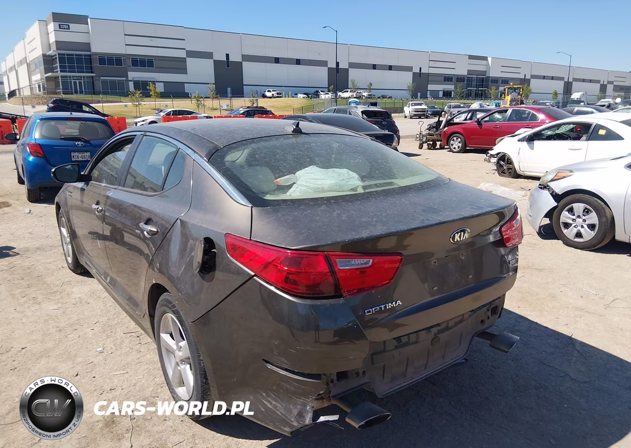 2015 Kia Optima Lx VIN:5XXGM4A72FG400834 - 3
