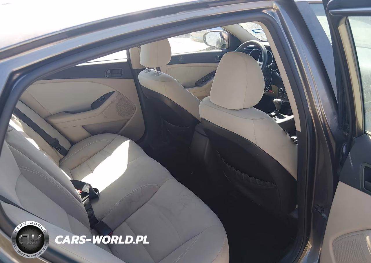 2015 Kia Optima Lx VIN:5XXGM4A72FG400834 - 8