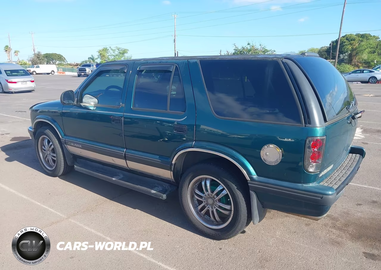 1997 Chevrolet Blazer Lt VIN:1GNDT13W8V2116323 - 3