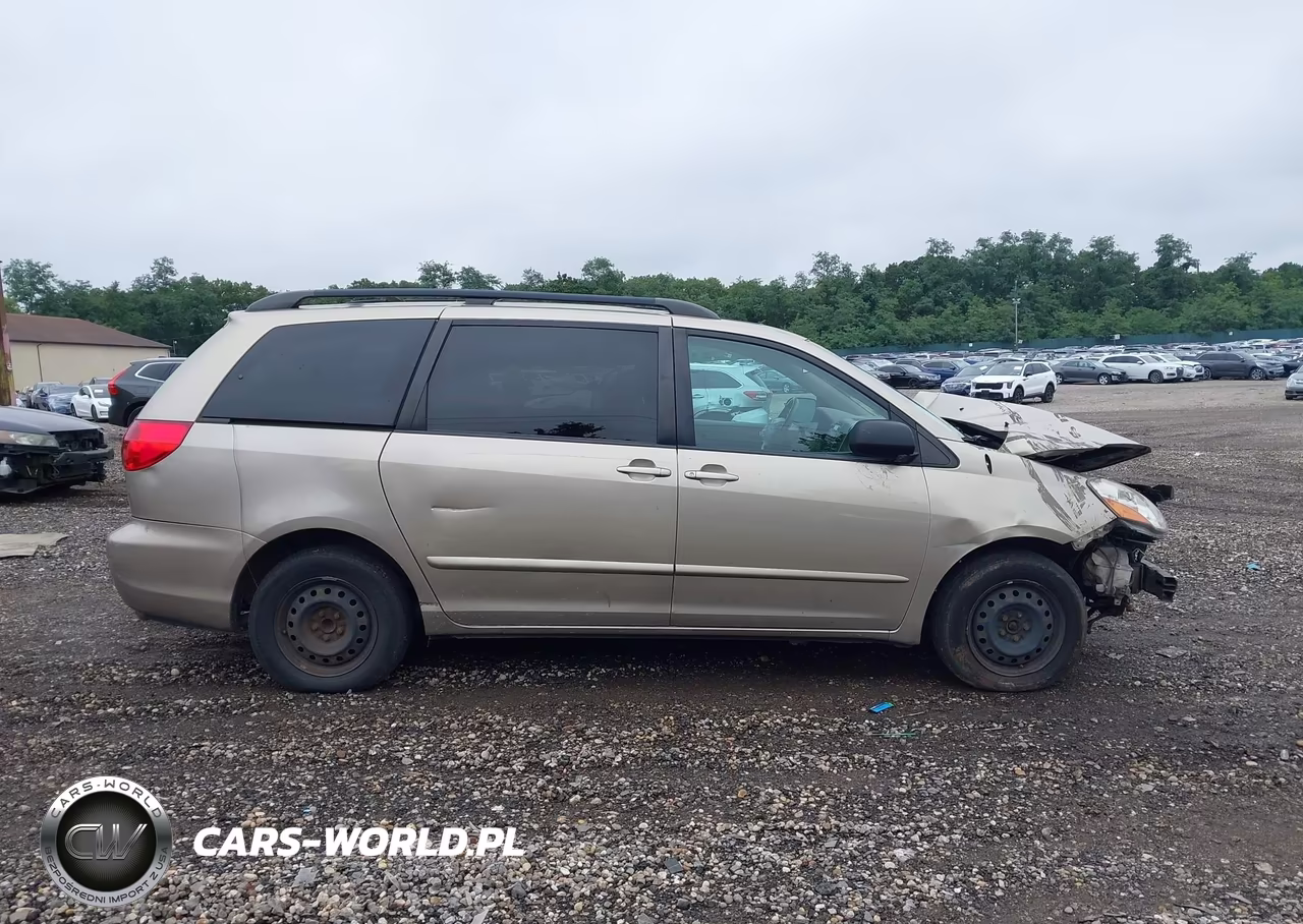 2010 Toyota Sienna Le VIN:5TDKK4CC2AS341480 - 14