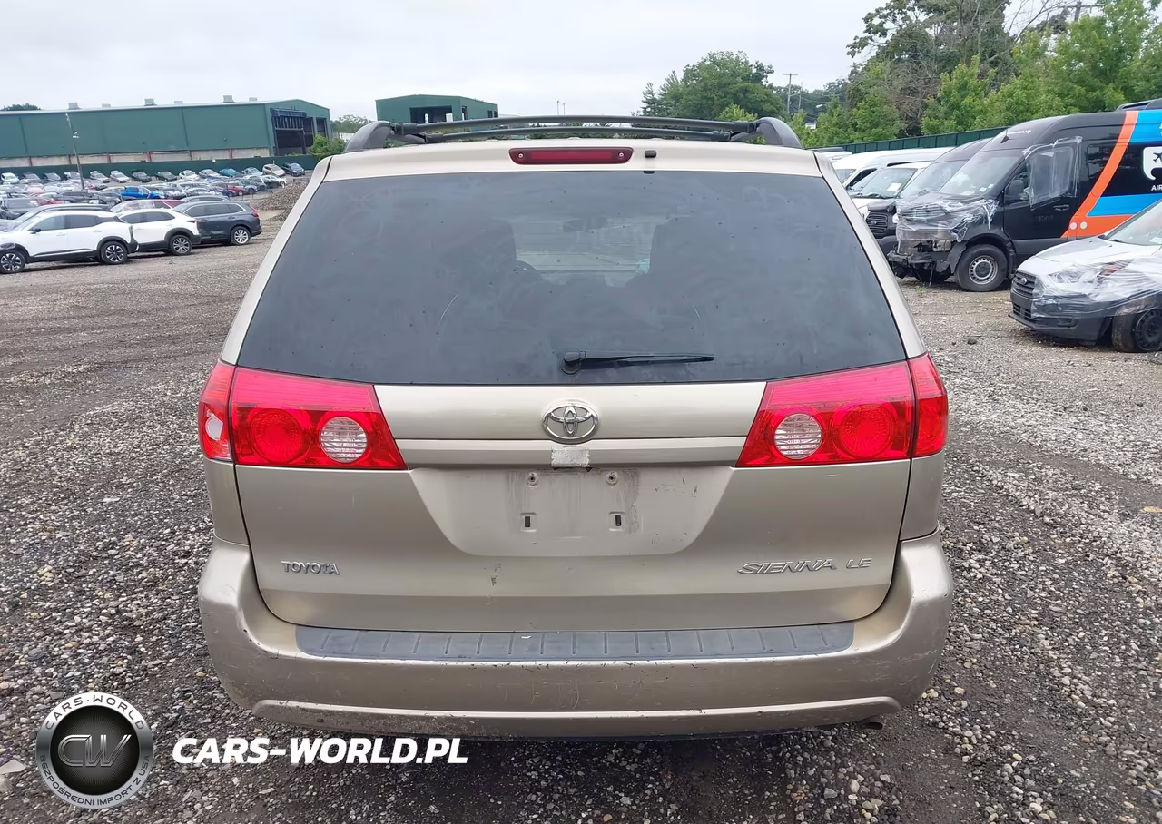 2010 Toyota Sienna Le VIN:5TDKK4CC2AS341480 - 17