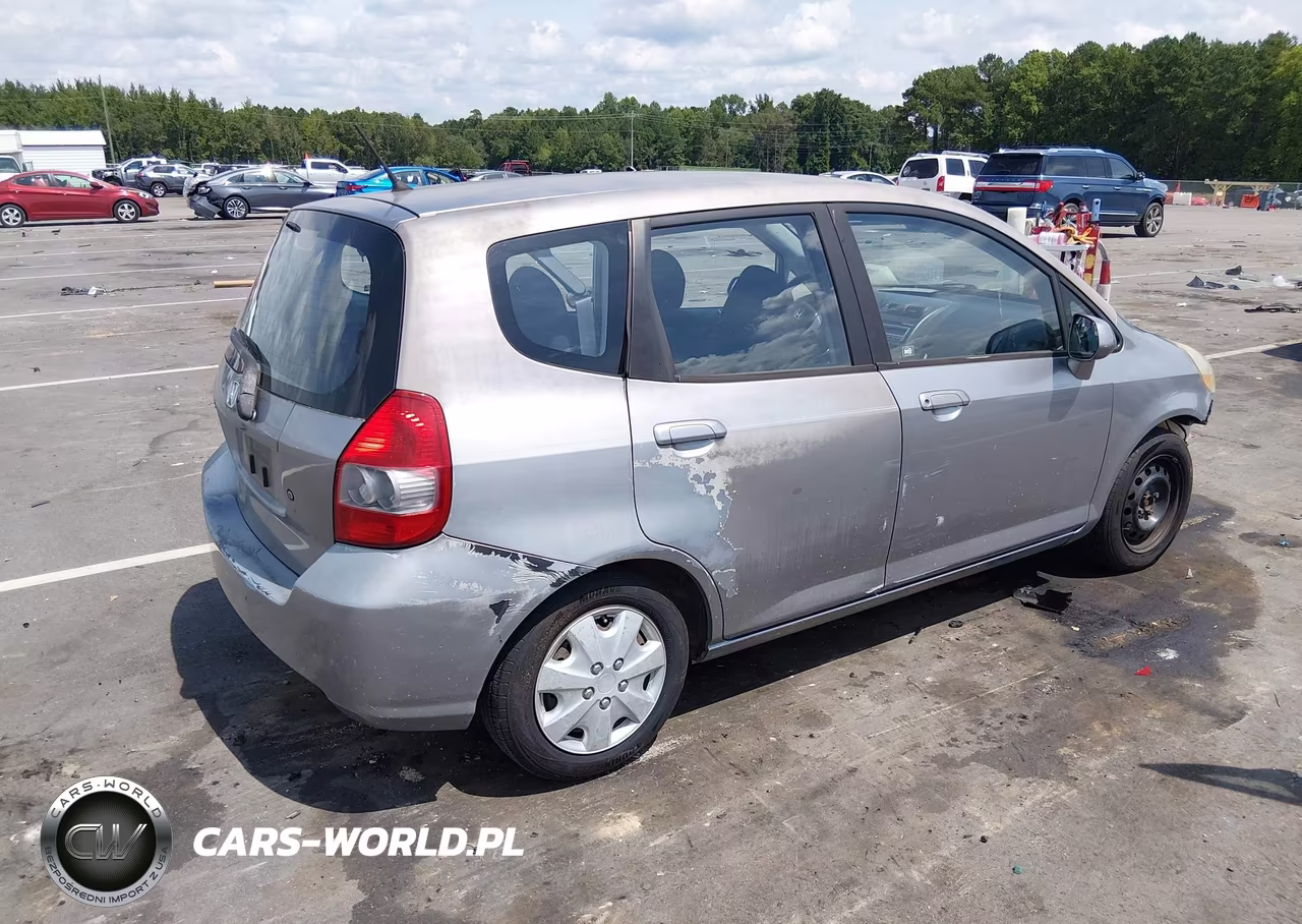 2008 Honda Fit VIN:JHMGD38428S018400 - 4