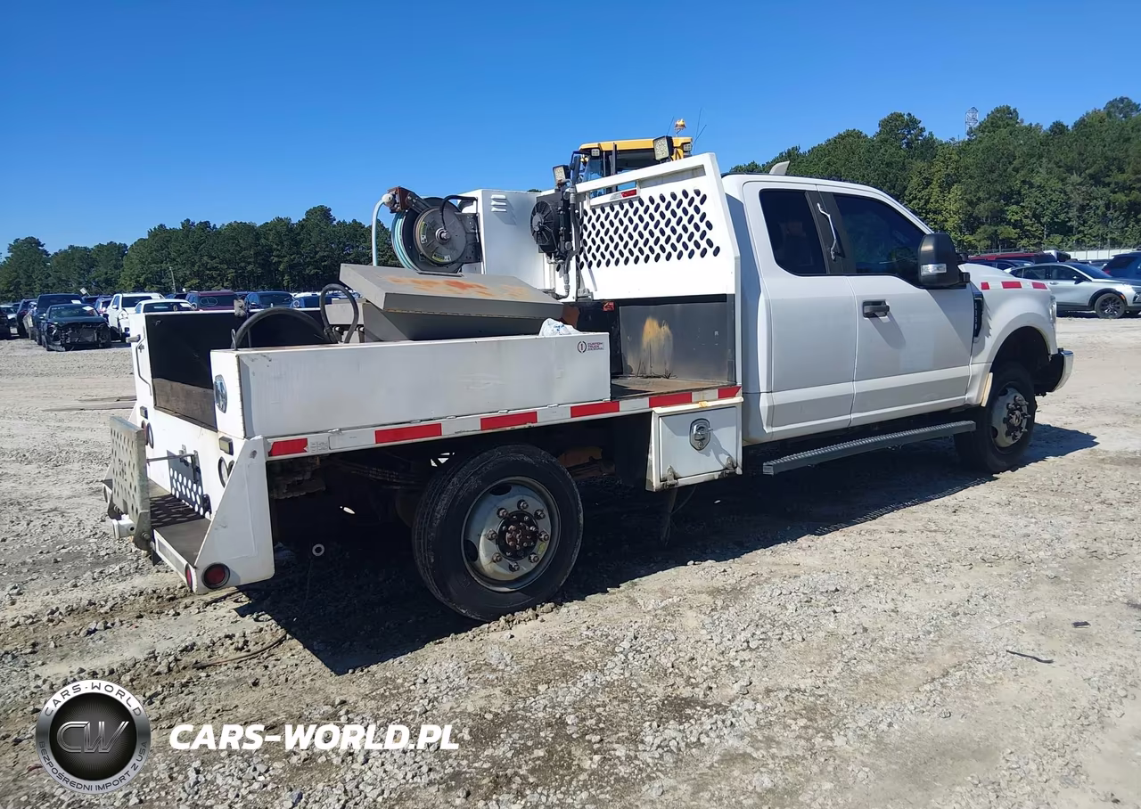 2018 Ford F-350 Xl VIN:1FD7X3B60JEC20266 - 4