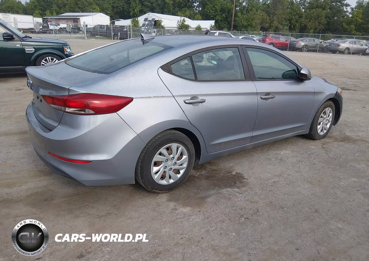 2017 Hyundai Elantra Se VIN:5NPD74LF2HH127786 - 4