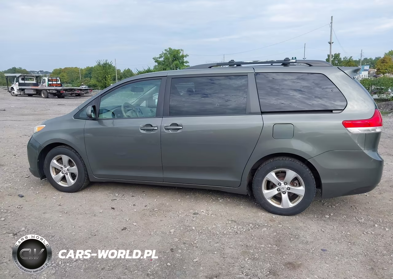 2012 Toyota Sienna Le V6 8 Passenger VIN:5TDKK3DC5CS183180 - 14