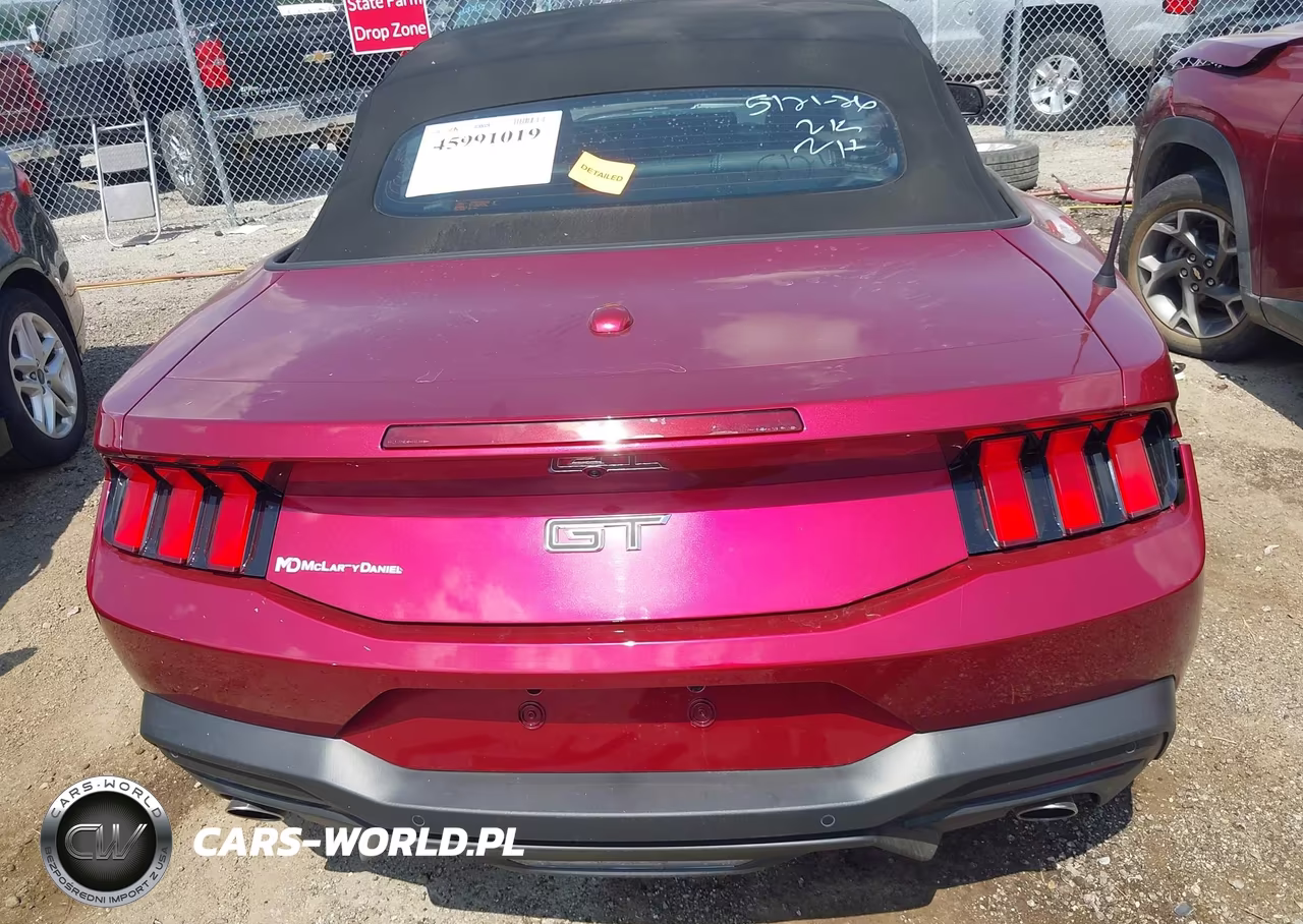 2026 Ford Mustang Gt Premium VIN:1FAGP8FF3T5110445 - 17