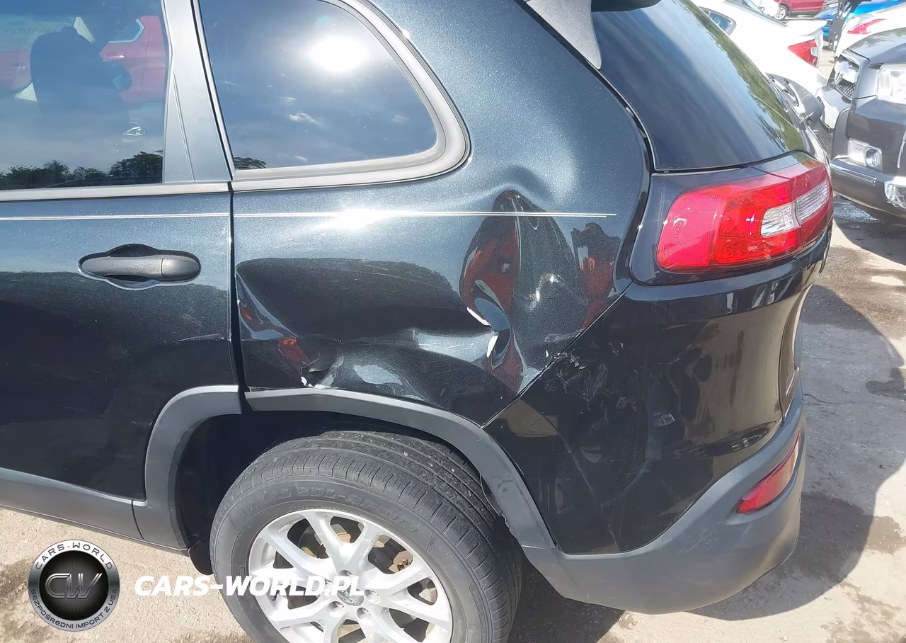 2016 Jeep Cherokee Sport VIN:1C4PJLAS2GW230806 - 16