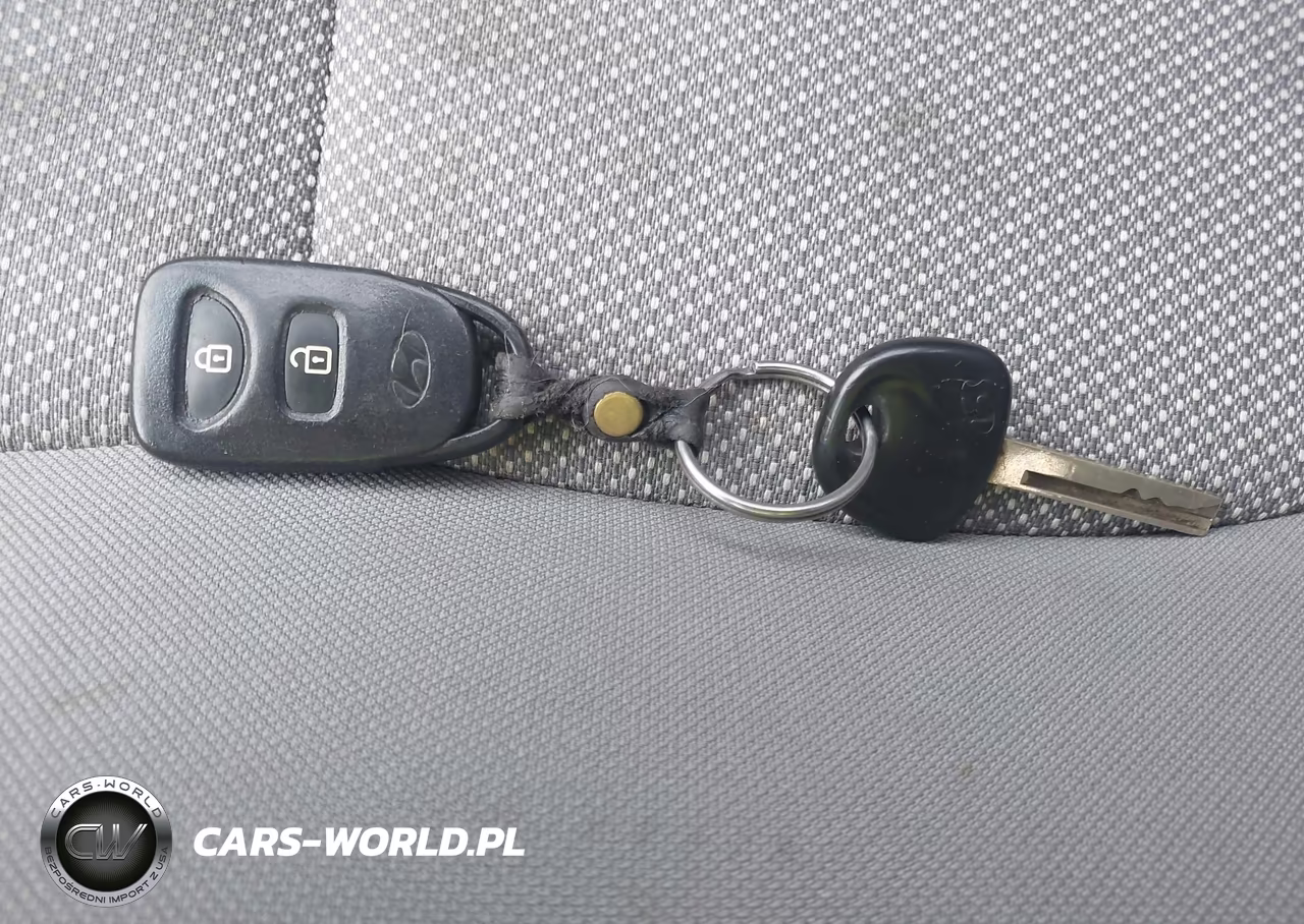2013 Hyundai Accent Gls VIN:KMHCT4AE3DU581512 - 11