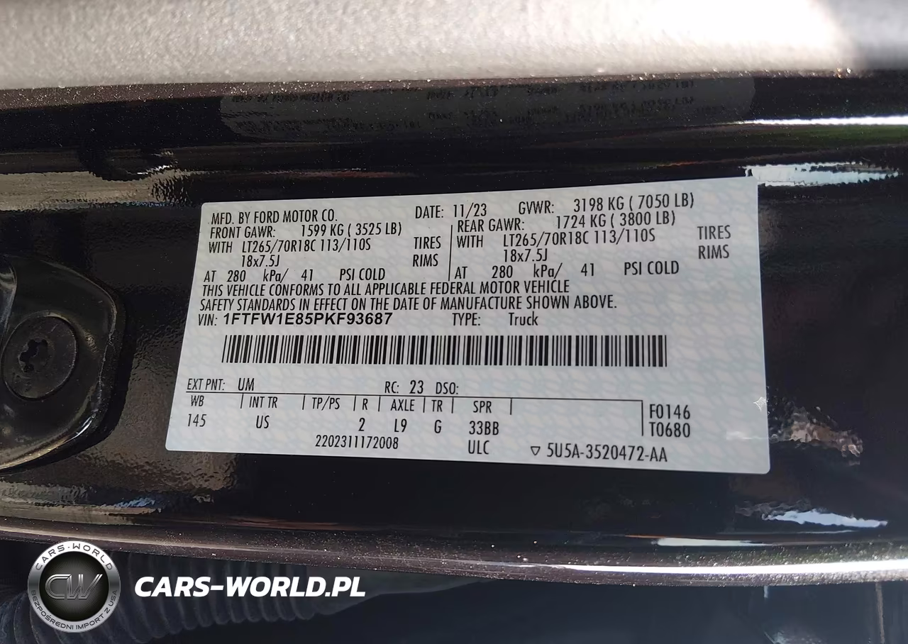 2023 Ford F-150 Xlt VIN:1FTFW1E85PKF93687 - 9