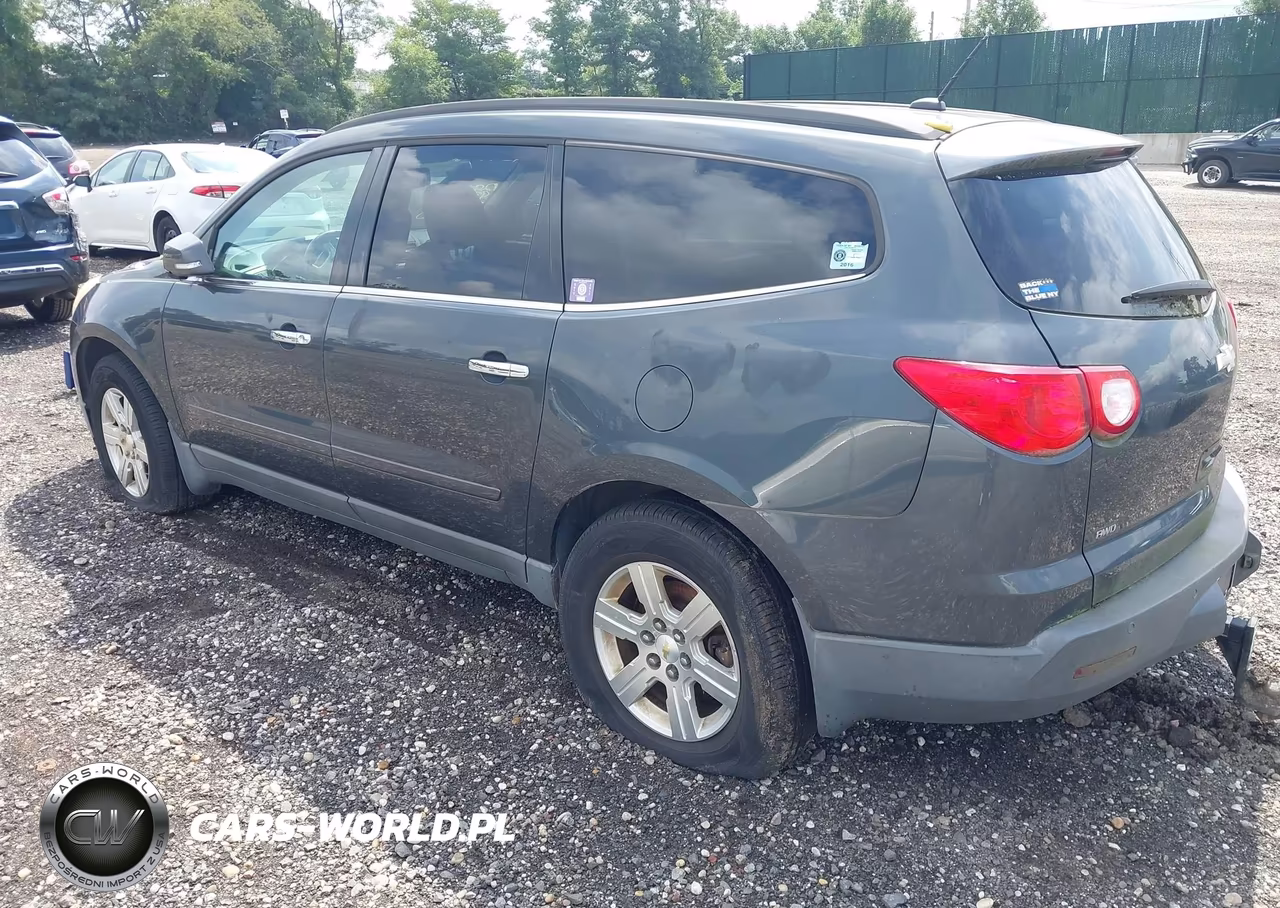 2010 Chevrolet Traverse Lt VIN:1GNLVGED6AJ210625 - 3
