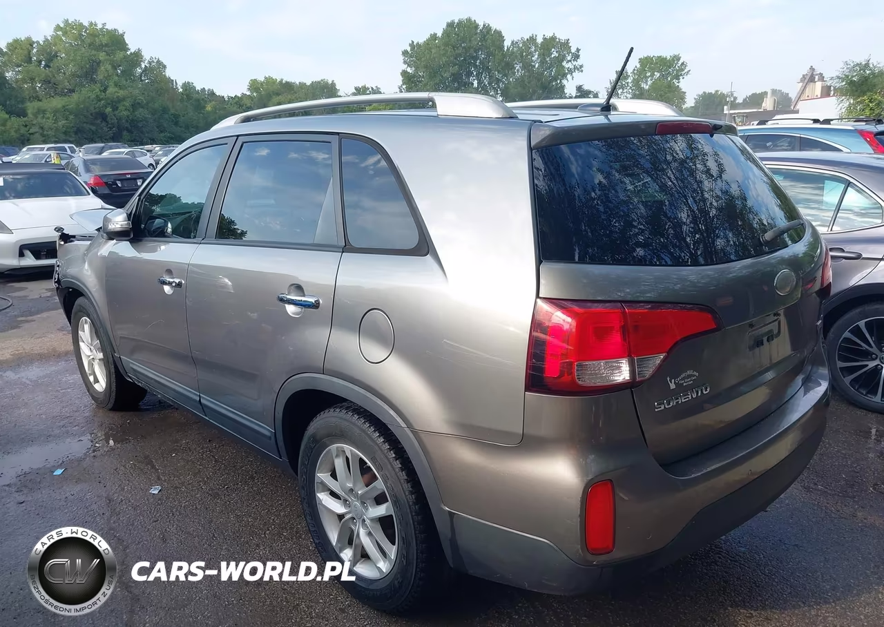 2014 Kia Sorento Lx VIN:5XYKT4A61EG548780 - 3