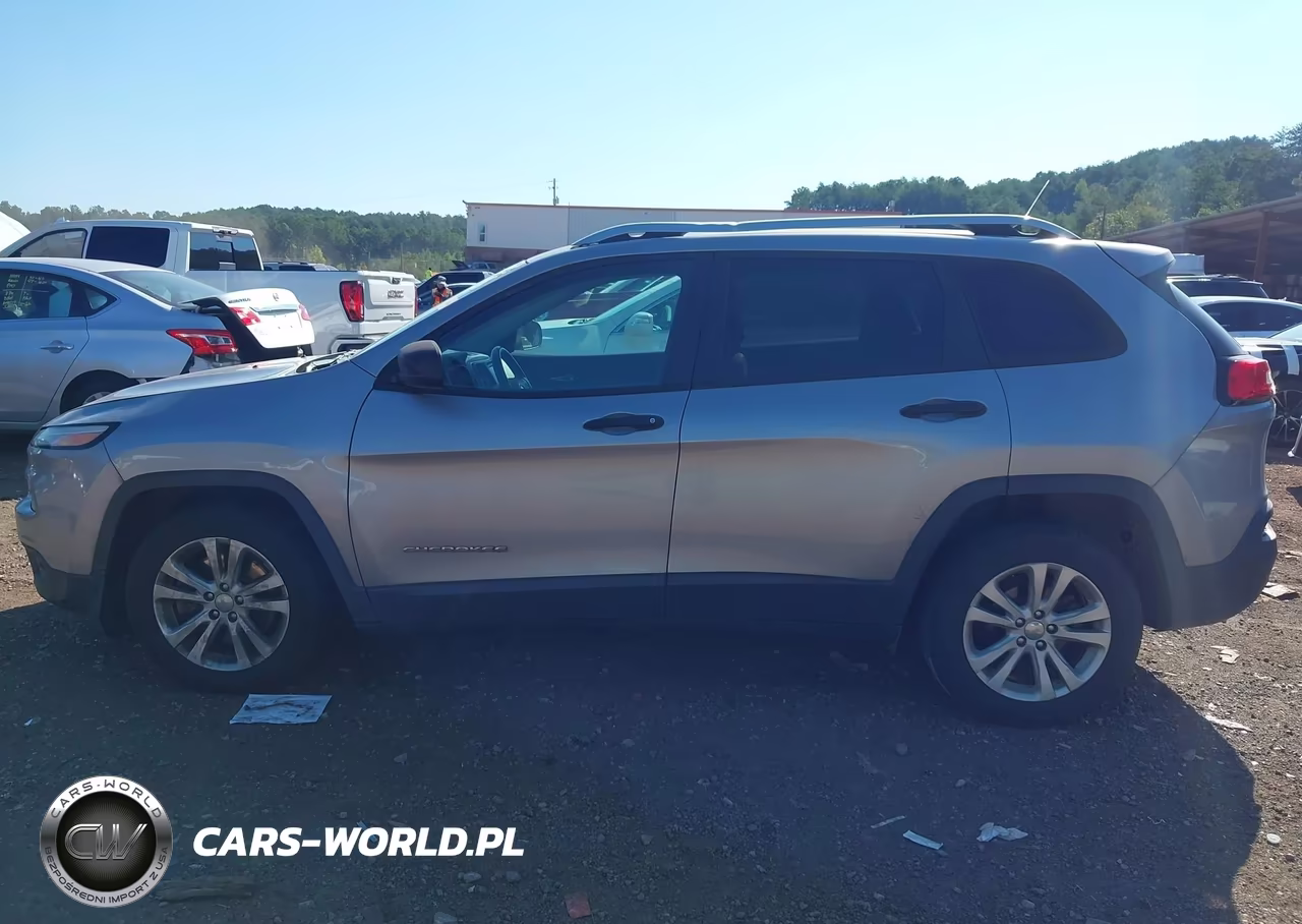2015 Jeep Cherokee Sport VIN:1C4PJLAB9FW707035 - 14