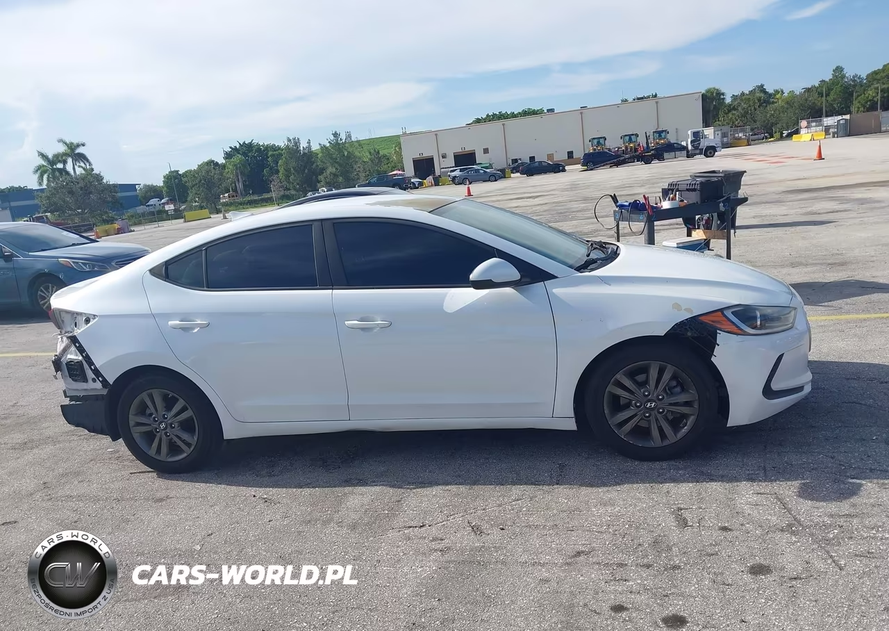 2018 Hyundai Elantra Sel VIN:5NPD84LF0JH262333 - 14