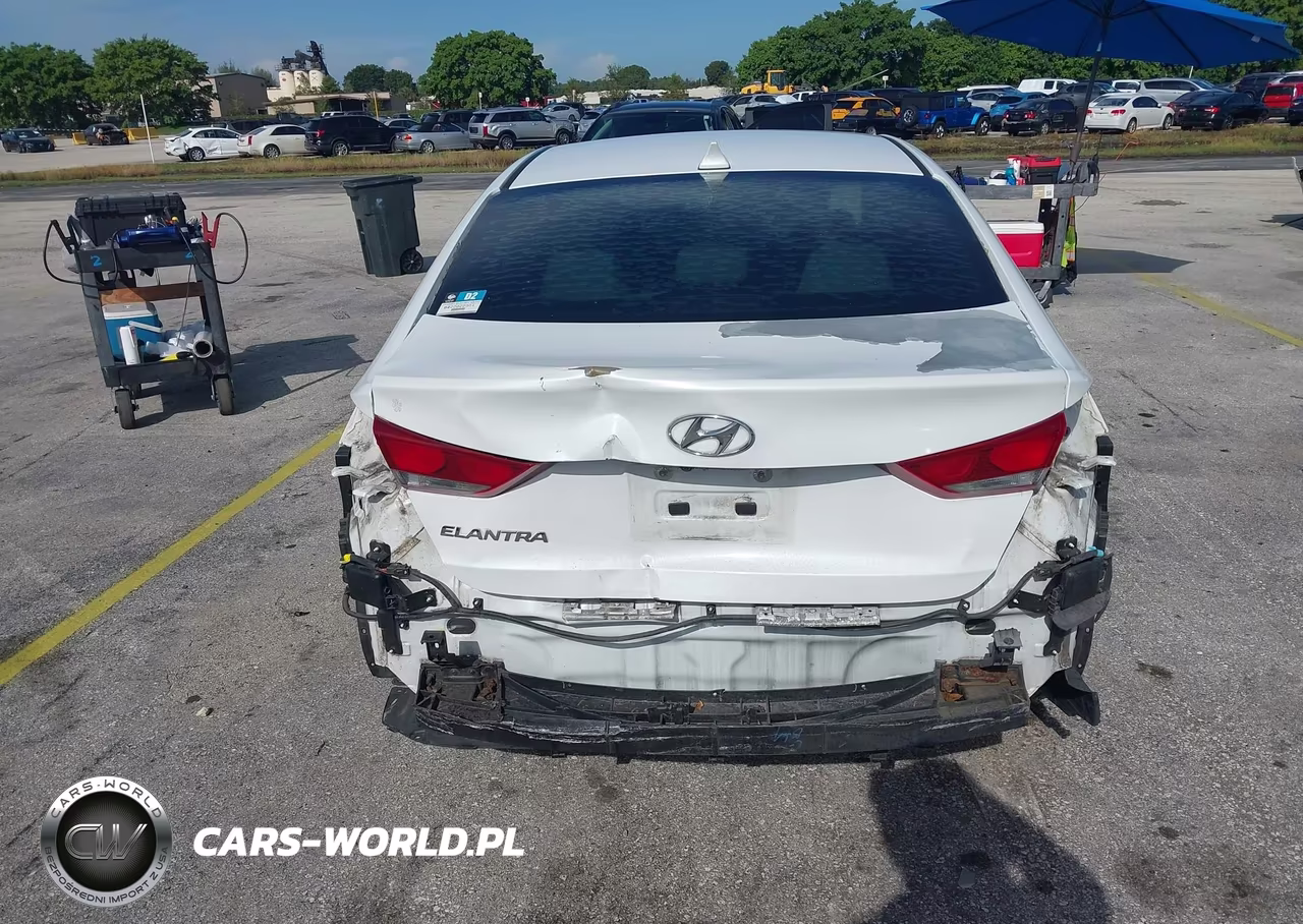 2018 Hyundai Elantra Sel VIN:5NPD84LF0JH262333 - 6