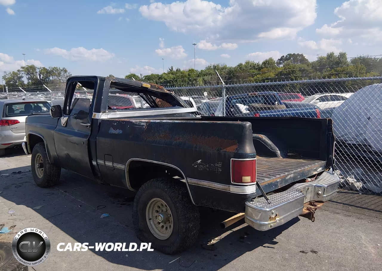 1986 Chevrolet K10 VIN:1GCEK14H3GF378259 - 13