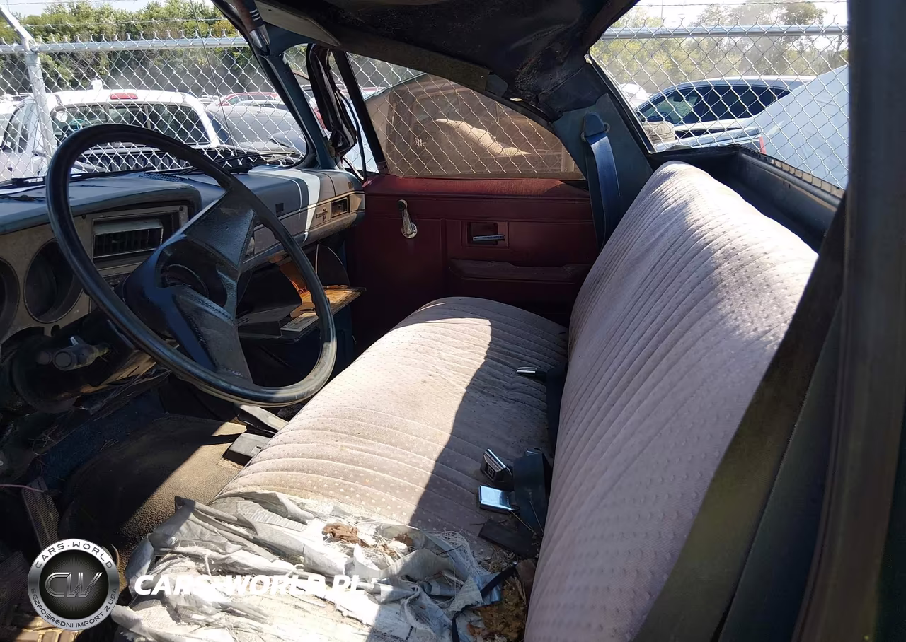 1986 Chevrolet K10 VIN:1GCEK14H3GF378259 - 8