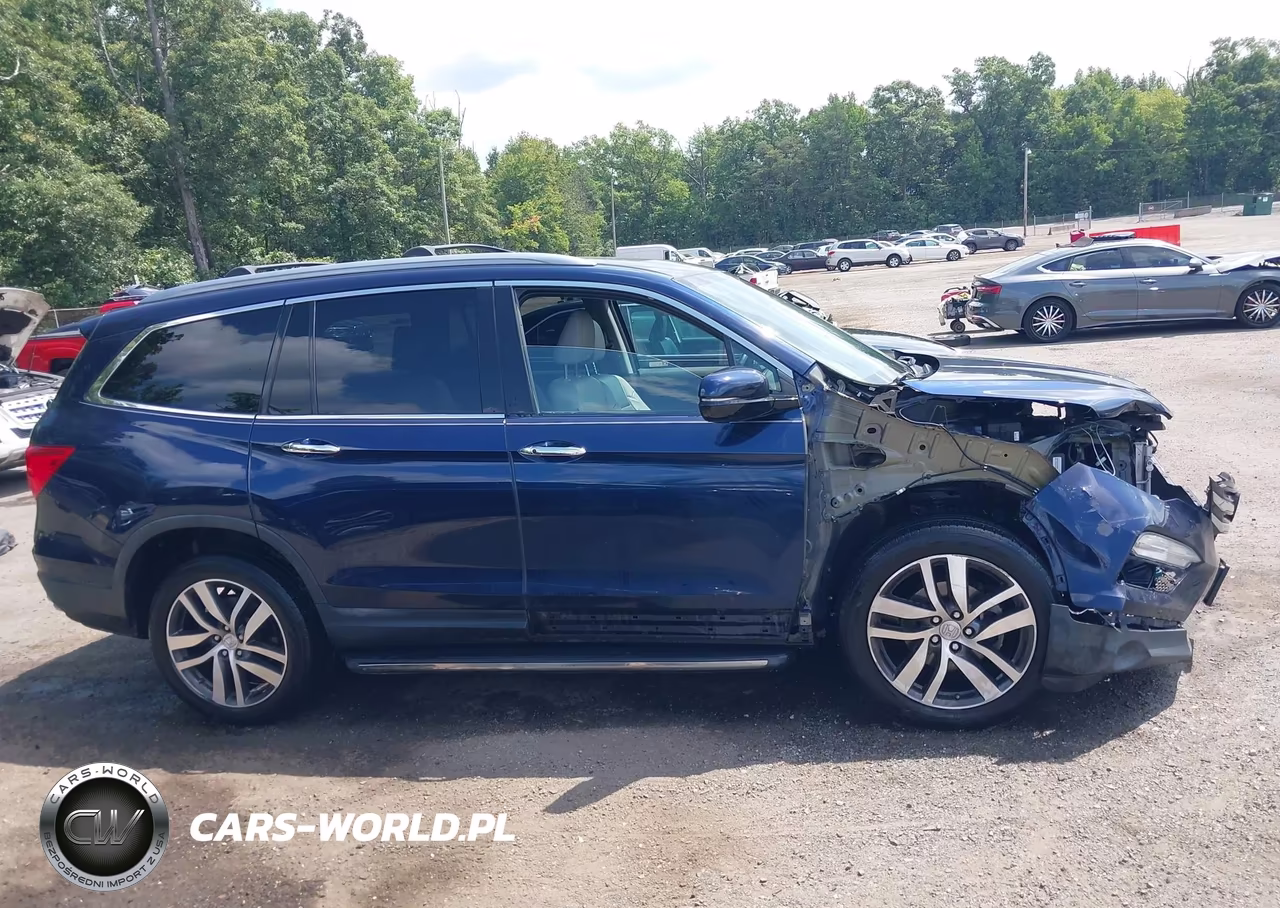 2017 Honda Pilot Elite VIN:5FNYF6H05HB095595 - 13