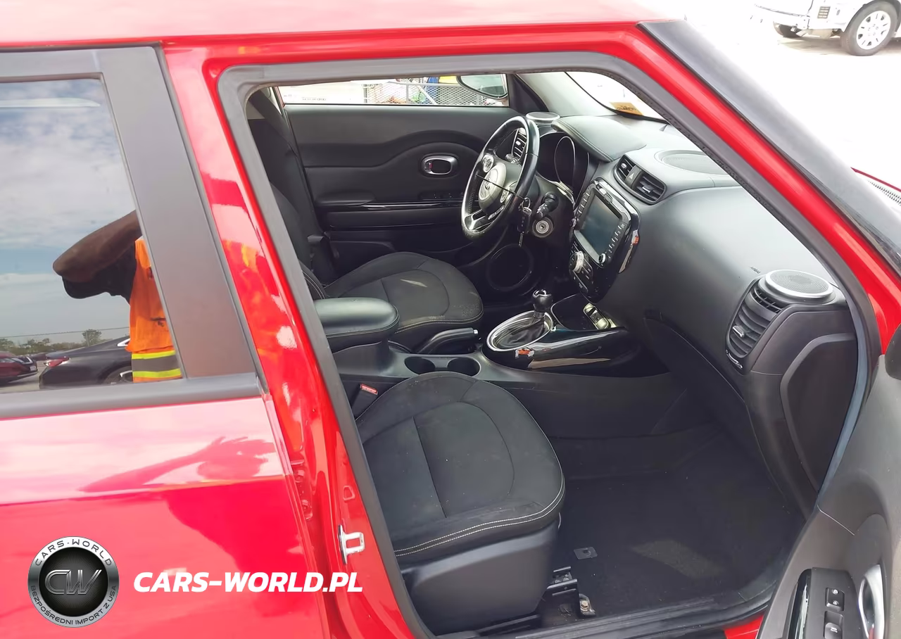 2015 Kia Soul + VIN:KNDJP3A54F7801932 - 5