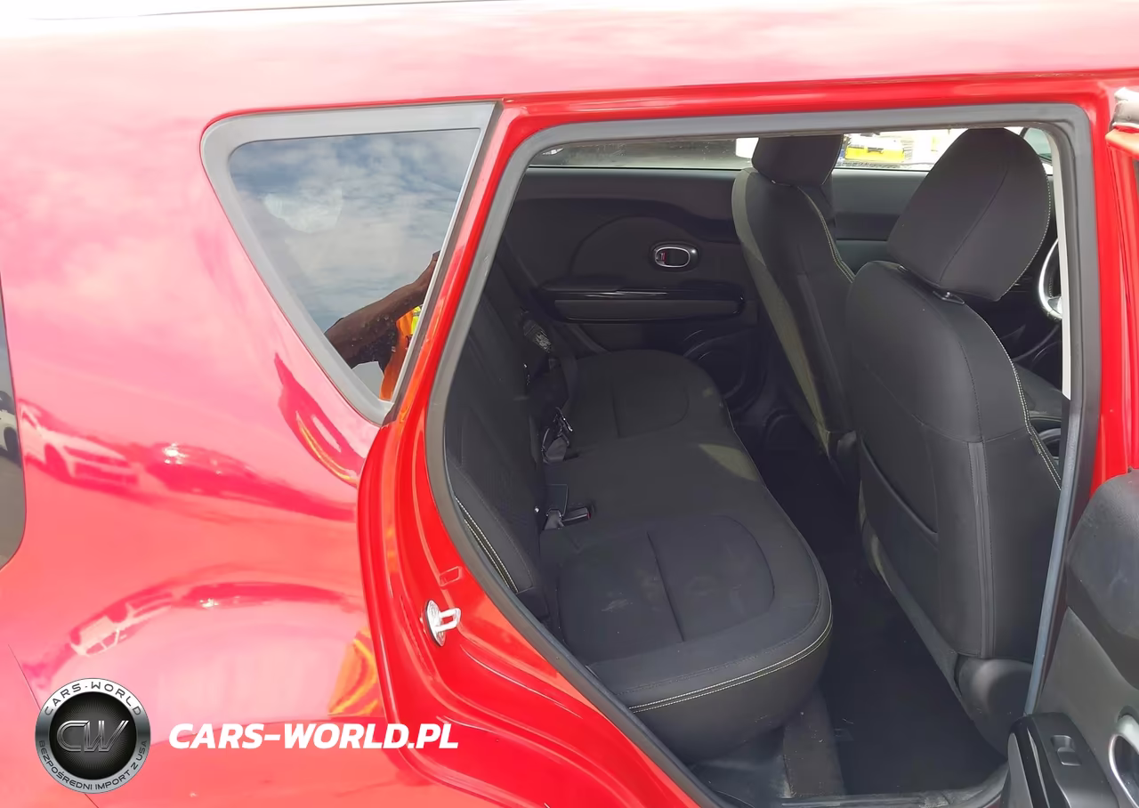 2015 Kia Soul + VIN:KNDJP3A54F7801932 - 8