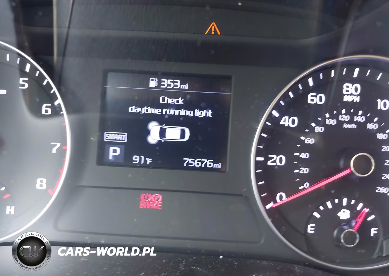 2019 Kia Forte Lxs VIN:3KPF24AD2KE037297 - 16