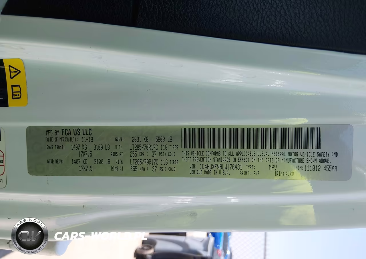 2020 Jeep Wrangler Unlimited Rubicon 4X4 VIN:1C4HJXFN9LW176431 - 9