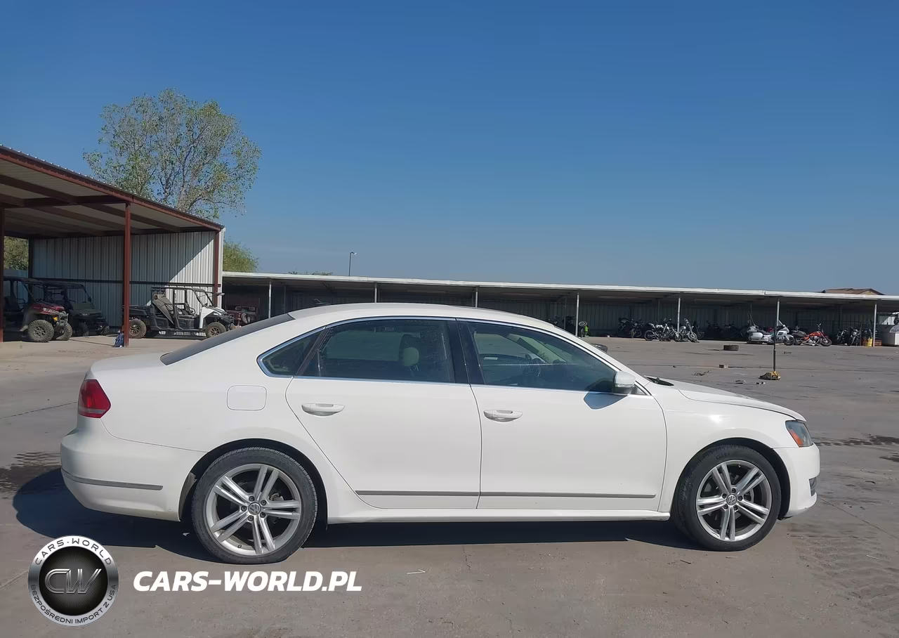 2015 Volkswagen Passat 1.8T Se VIN:1VWBS7A35FC090142 - 12