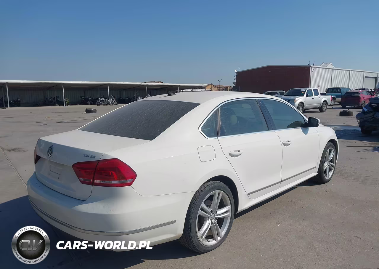 2015 Volkswagen Passat 1.8T Se VIN:1VWBS7A35FC090142 - 4