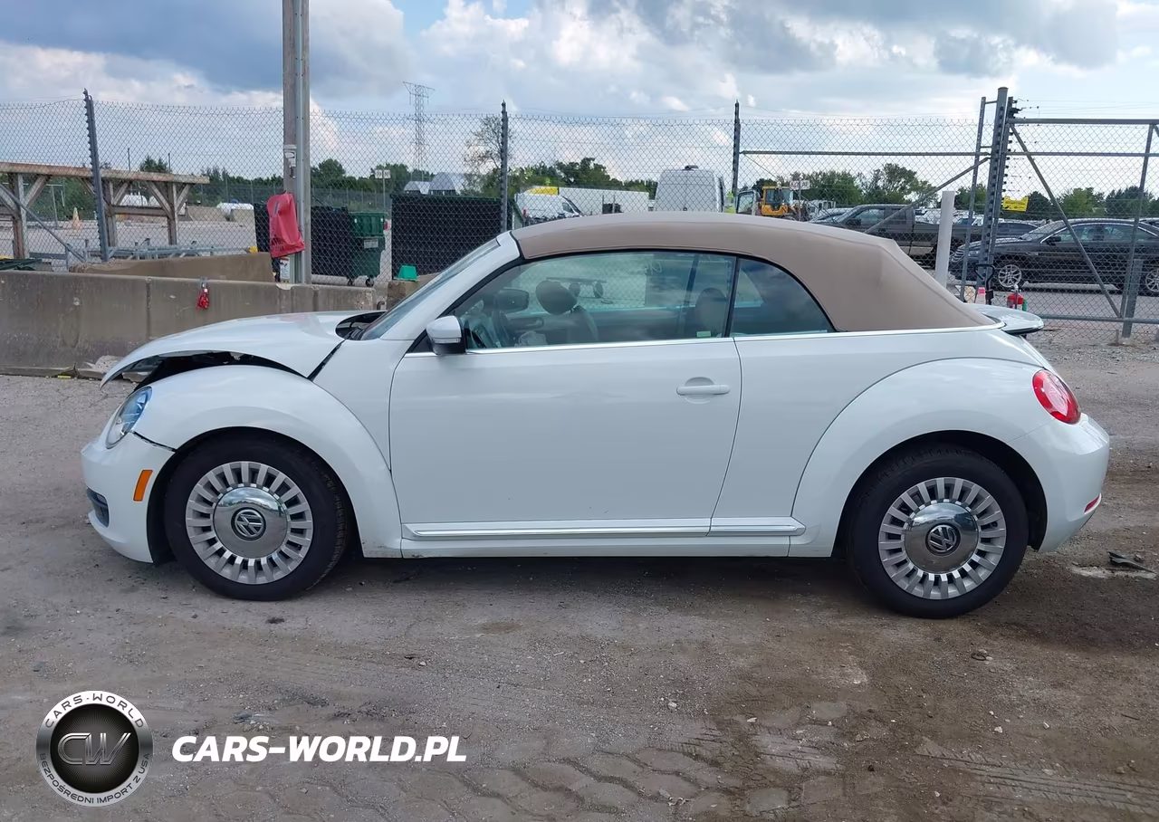 2015 Volkswagen Beetle 1.8T VIN:3VW517AT6FM812961 - 14