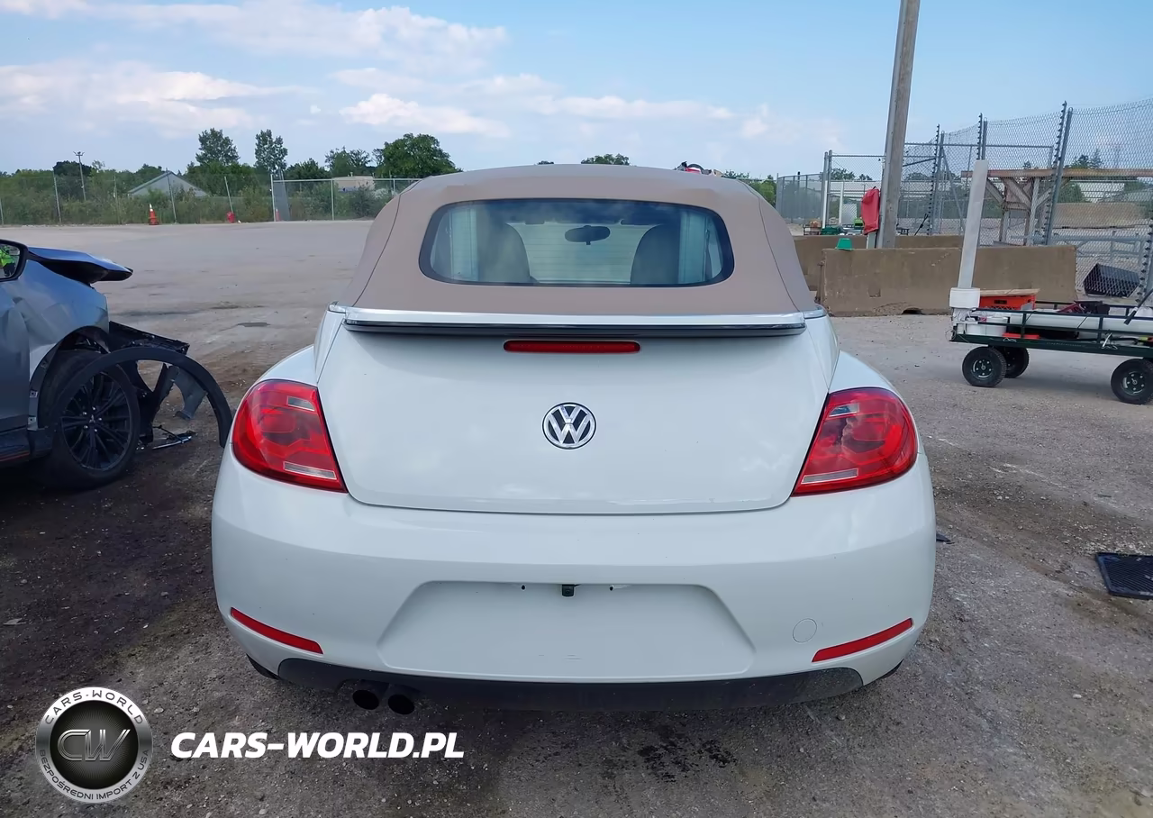 2015 Volkswagen Beetle 1.8T VIN:3VW517AT6FM812961 - 16