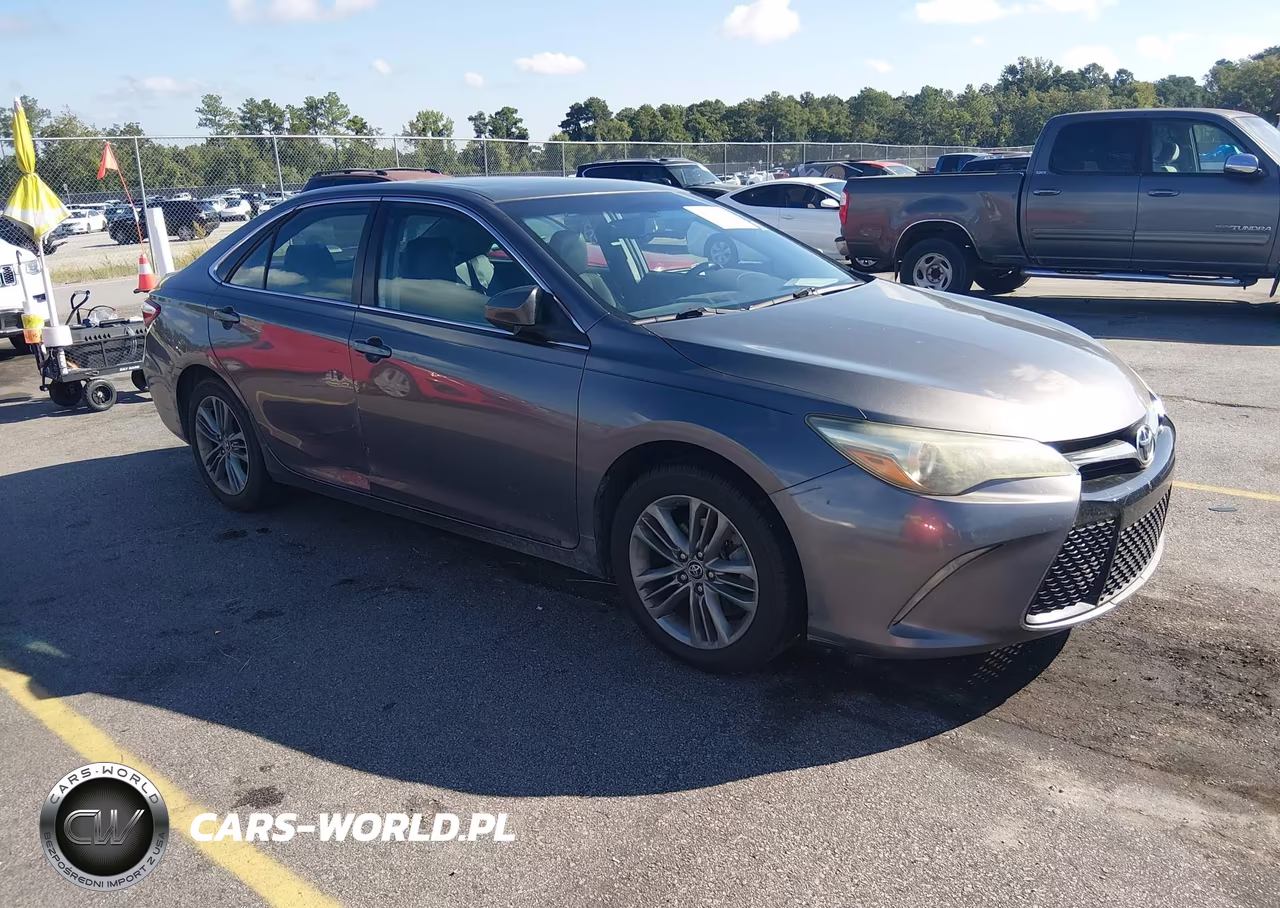 2015 Toyota Camry Se – zdjęcie 1 z 16