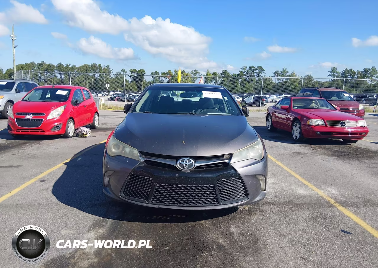 2015 Toyota Camry Se VIN:4T1BF1FK8FU490626 - 12