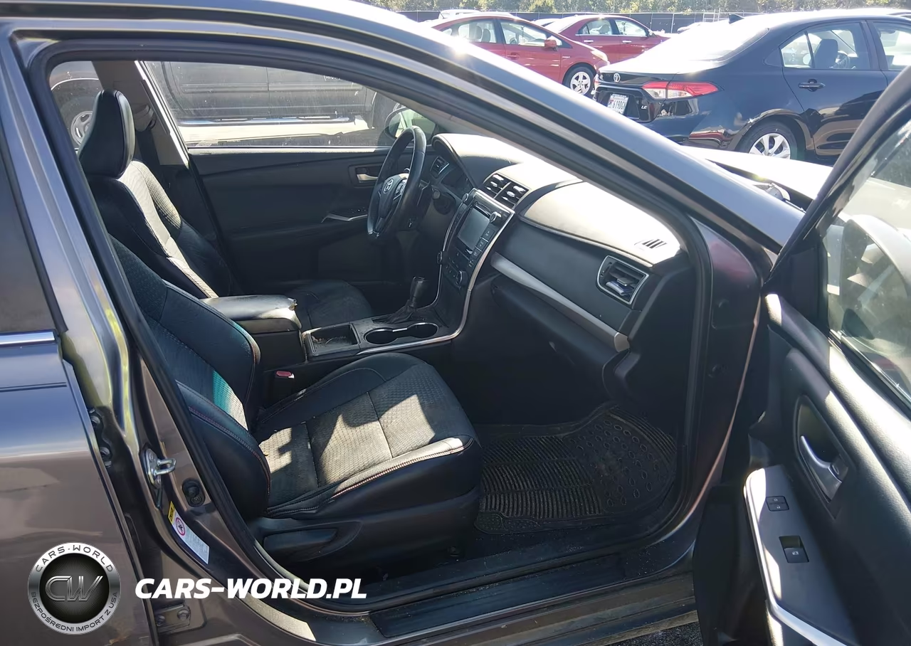 2015 Toyota Camry Se VIN:4T1BF1FK8FU490626 - 5