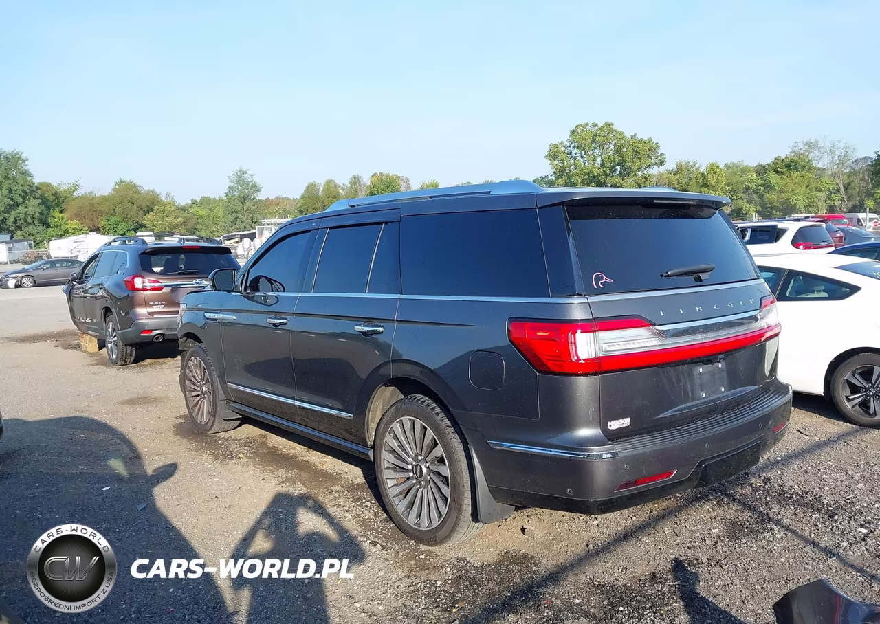 2018 Lincoln Navigator Reserve VIN:5LMJJ2LT1JEL10593 - 3