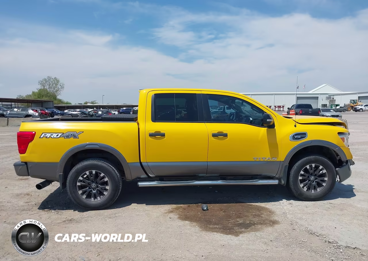2017 Nissan Titan Pro-4X VIN:1N6AA1E57HN568818 - 13