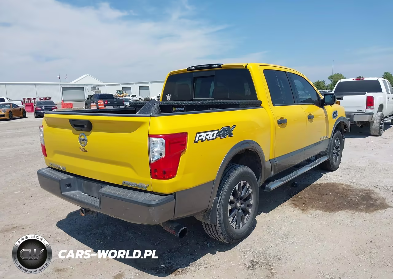 2017 Nissan Titan Pro-4X VIN:1N6AA1E57HN568818 - 4