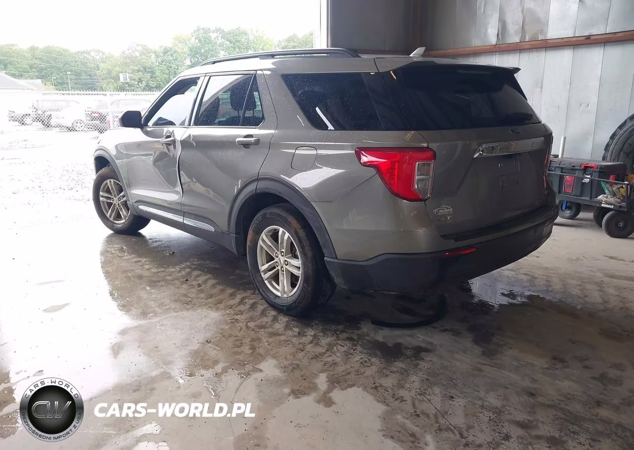 2020 Ford Explorer Xlt VIN:1FMSK7DH8LGB39022 - 3