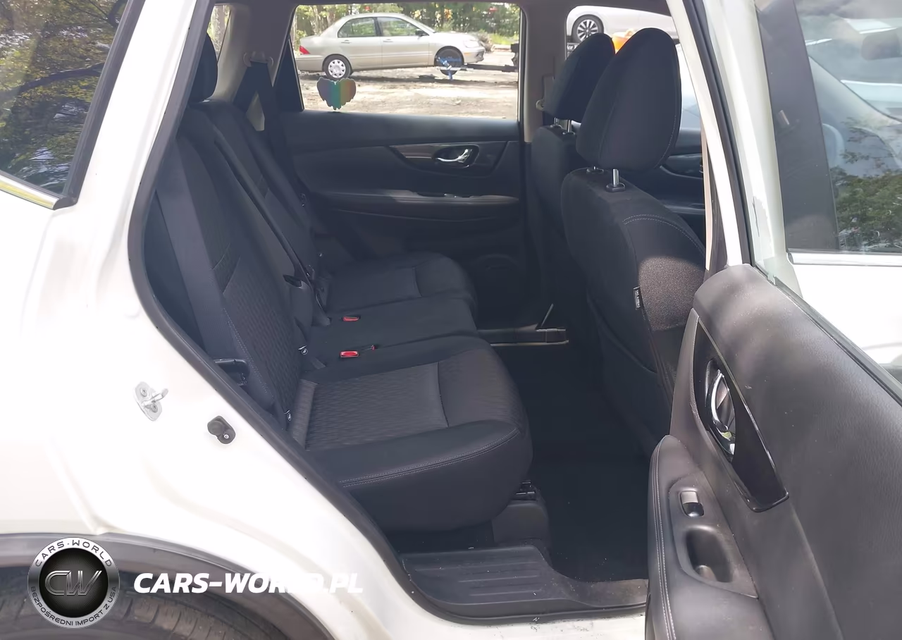 2017 Nissan Rogue S VIN:KNMAT2MV0HP586909 - 8