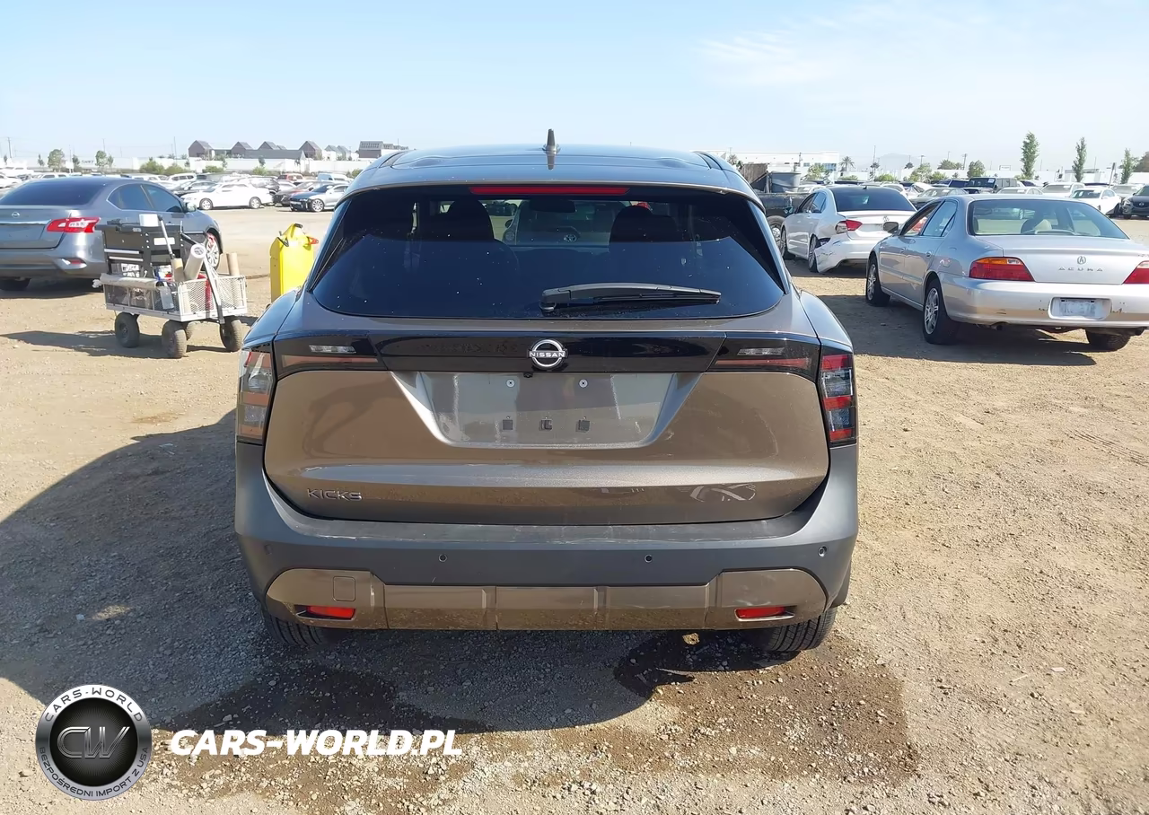 2025 Nissan Kicks Sv Fwd VIN:3N8AP6CA9SL399380 - 17