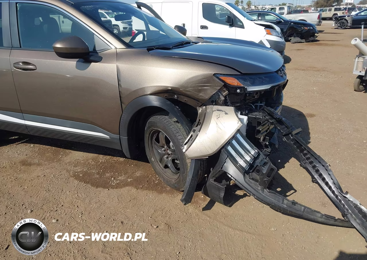 2025 Nissan Kicks Sv Fwd VIN:3N8AP6CA9SL399380 - 18