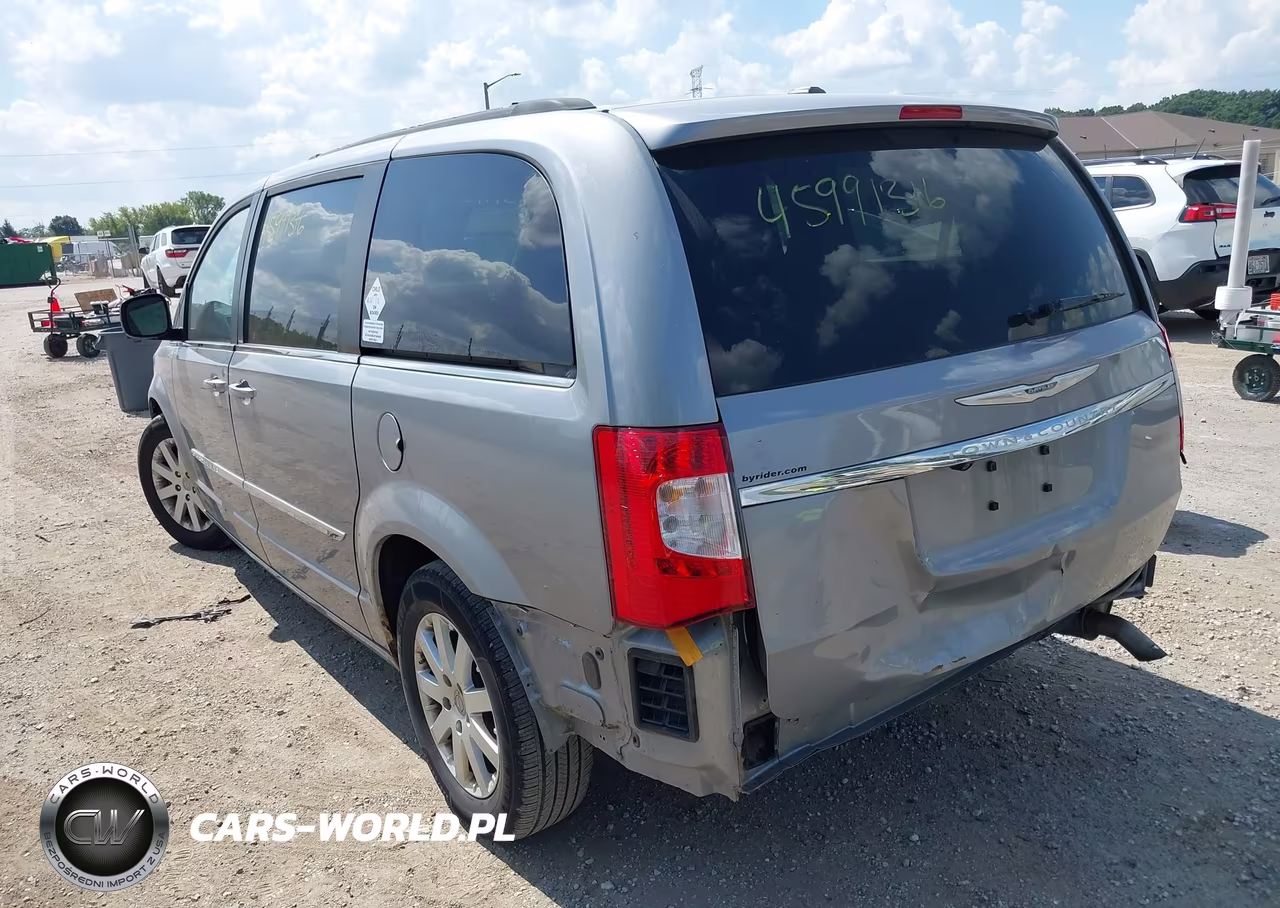 2013 Chrysler Town & Country Touring VIN:2C4RC1BGXDR807832 - 3