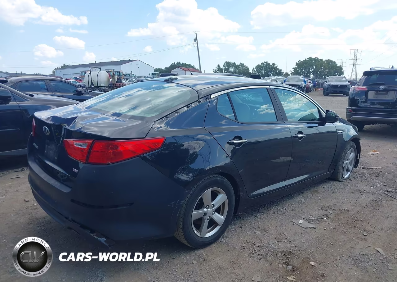 2014 Kia Optima Lx VIN:5XXGM4A70EG292387 - 4