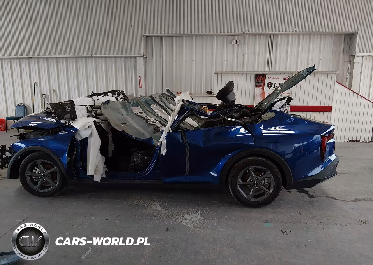 2025 Kia K4 Lxs VIN:3KPFT4DE6SE045999 - 13