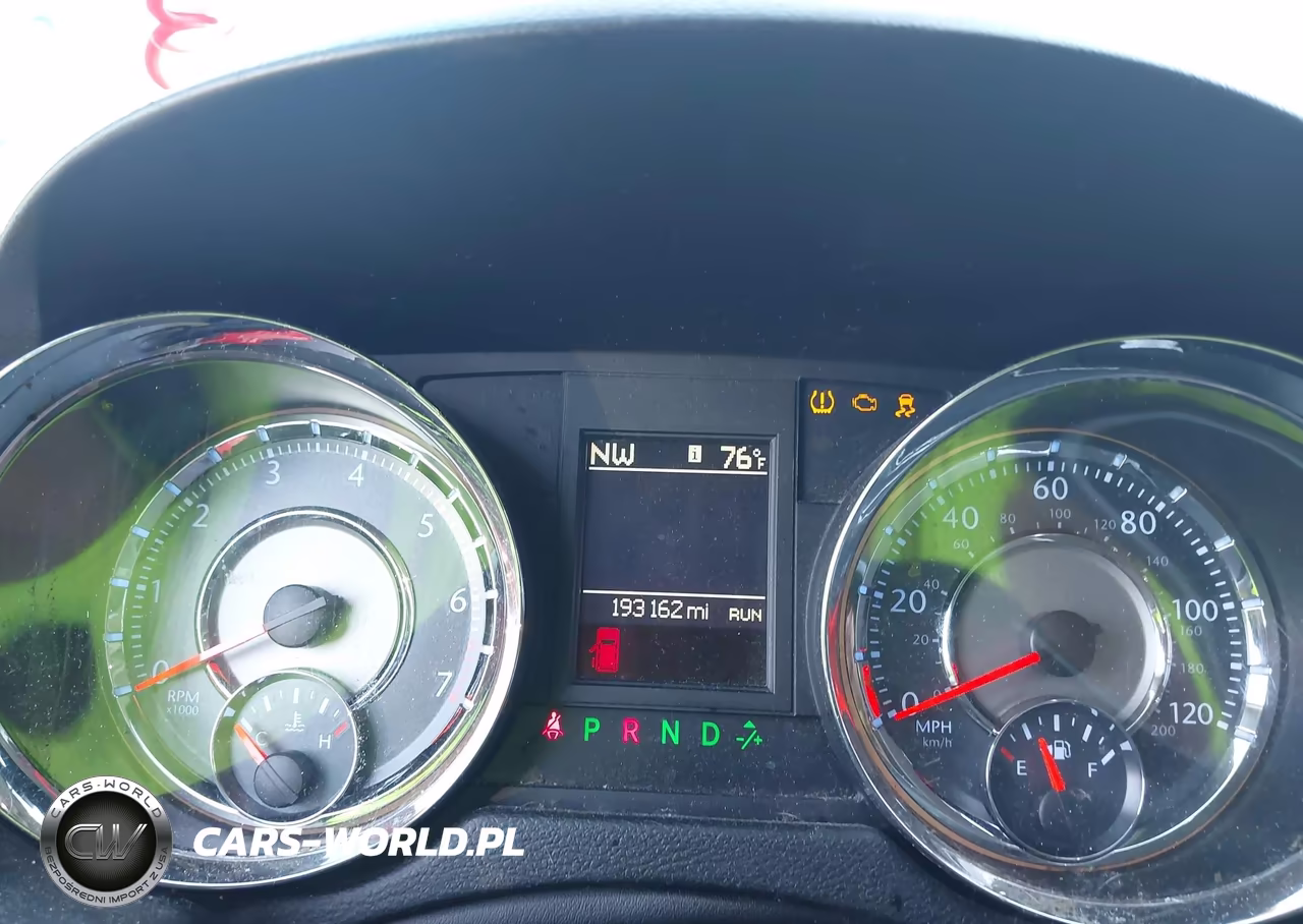 2014 Chrysler Town & Country Touring VIN:2C4RC1BG9ER295966 - 7
