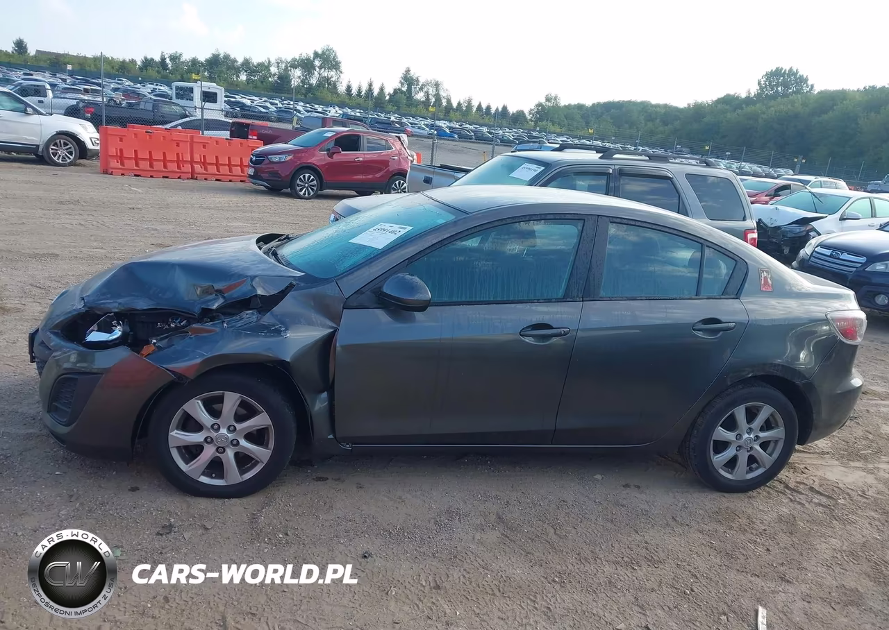 2011 Mazda Mazda3 I Touring VIN:JM1BL1VF7B1405014 - 14